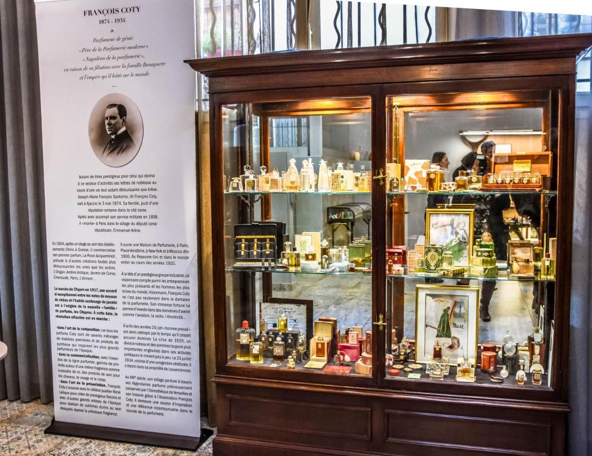 Hotel Mercure Paris Suresnes Longchamp Zewnętrze zdjęcie
